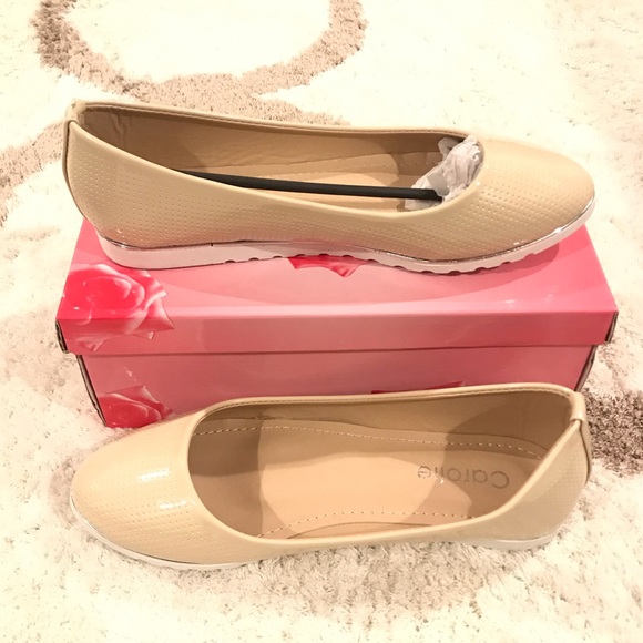 Shoes - Picture 2 of 3